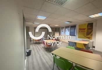 Bureau à louer Montpellier - Proche autoroute A9, tramway et gare