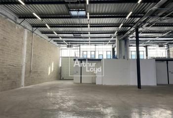 Local d'activité à louer Le Coudray-Montceaux - Proche A6 et RER D