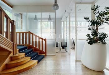 Location bureaux Lyon 3 - Proche Tramway T1, Bus et Métro B