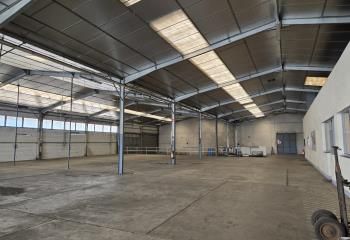 Locaux d'activité à louer La Ville aux Dames - Proche axes autoroutiers