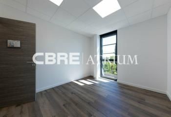 Location bureau Aubière - Proche grands axes routiers