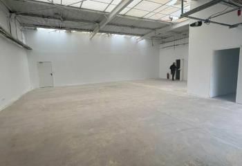 Local d'activité à louer proche Calais - Carré des Calvilles