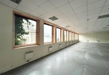 Vente bureaux Lille - Entrée de Lille, 31 places de parking