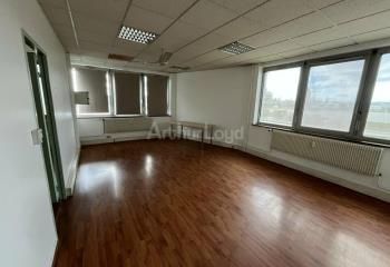 Location bureau Sausheim - Proche zone d'activité et parking