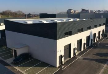 Cellule d'activité rénovée à vendre Chelles - Proximité A104, RN3