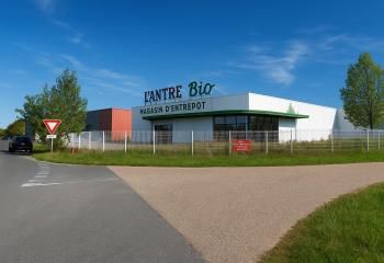 Entrepôt à vendre Vayres - Proche sortie 7 N89