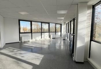 Location bureaux Labège - Proche métro, commerces et autoroute