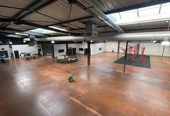 Local d'activité à vendre Les Echets - Proche autoroutes