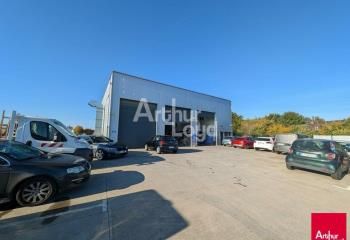 Local d'activité à louer Le Rheu - Proche Rennes - Cabine de peinture