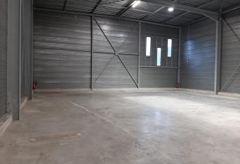 Local d'activité à louer Semoy - Proche autoroutes et sécurisé