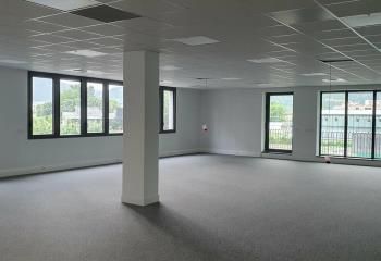 Location bureaux Echirolles - Proche gare SNCF et tramway