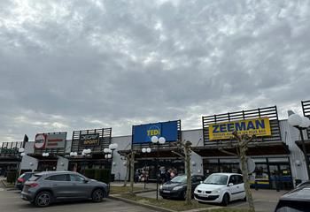 Local commercial à louer Dole - Retail Park