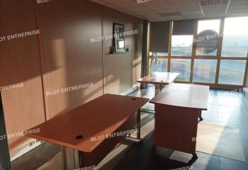 Location bureaux Yffiniac - Proche RN 12 et accès PMR