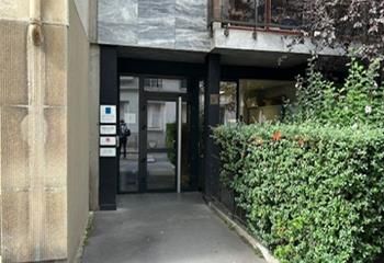 Location bureaux Paris 1 - Proche métro, RER et bus