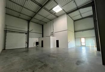 Locaux d'activité à louer Neuville-sur-Saône - Parc clos et sécurisé