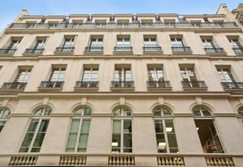 Location bureaux Paris 9 - Proche gare Saint-Lazare