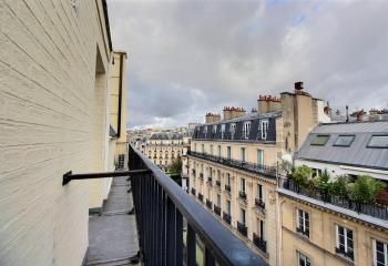 Location bureaux Paris 9 - Proximité métros Cadet, Pelletier et Notre-Dame-de-Lorette