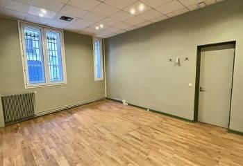 Location bureau Paris 8 - Proche place de Clichy et gare Saint-Lazare