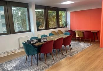 Location bureaux Paris 10 - Proche métro et gare du Nord