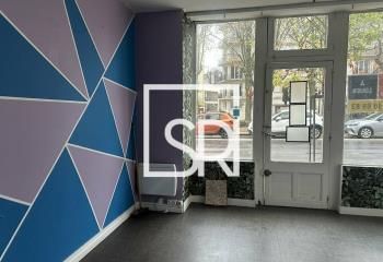 Location local commercial Vichy - Entrée de ville