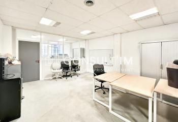 Location bureau Courbevoie - Proche La Défense et métro