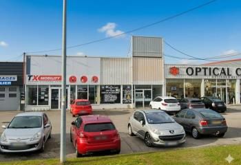 Local commercial à louer Saint-Bonnet-de-Mure - RN6