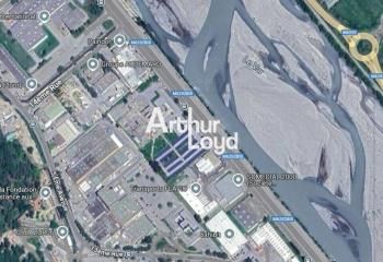 Terrain à louer Carros - accès semi-remorque