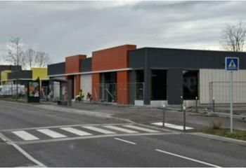 Location local commercial Huningue - Proche Super U