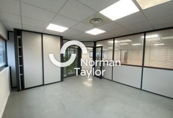 Location bureaux Montpellier - Parc 2000 - Tramway et autoroute