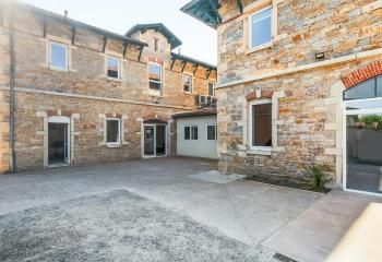 Location bureaux Meyzieu - Proche Groupama Stadium et zone commerciale