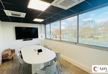Vente bureau Bordeaux Lac - Proche tram et Rocade