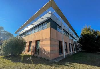 Location bureaux Aix-en-Provence - Proche D9, gare TGV et aéroport Marseille