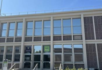 Location bureaux Marseille 11 - Proche transports et commerces