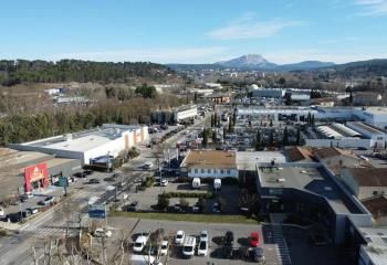 Local commercial à louer Aix-en-Provence - Zone La Pioline