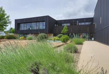 Location bureaux Aix-en-Provence - Proche autoroutes, gare TGV et aéroport