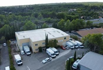 Local d'activité à louer Velaux - Proximité A7 et aéroport Marseille Provence