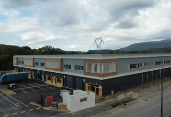 Local d'activité à vendre Rousset - Proximité Aix-en-Provence et aéroport