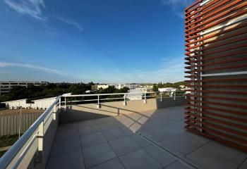 Bureaux avec terrasse Avignon - Proche bus et autoroutes