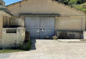 Location entrepôt Gémenos - Proche centre-ville et sécurisé