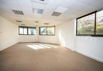 Location bureaux Aix-en-Provence - Proche transports et parking