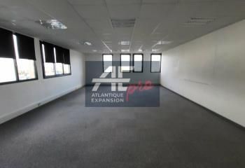 Location bureaux Trignac - Proche ligne de bus et échangeur Route Bleue