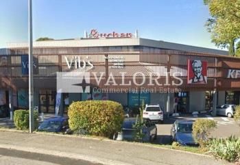 Location bureaux Martigues - Zone Auchan, accès PMR et parking