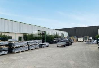 Local d'activité à louer Pusignan - ZI Mariage et Bruyères