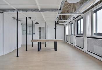 Location bureaux Paris 17 - Proche métros Rome et Place Clichy