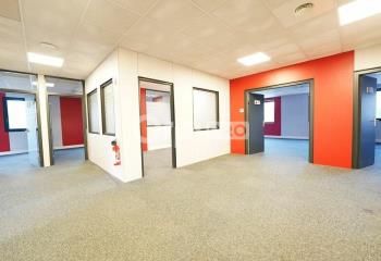 Location bureaux Saint-Genis-Laval - Proche A450 et bus