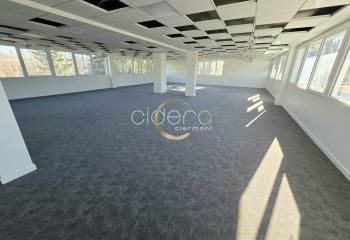 Location bureaux Clermont-Ferrand - Proche autoroute et transports en commun