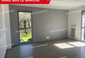 Vente bureaux Auray - Proche voie express et bus