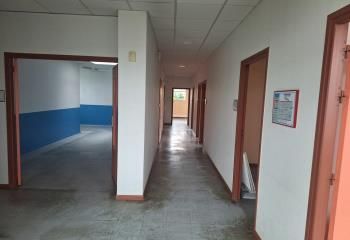 Location bureaux Étupes - Proche arrêt de bus - 235 m²