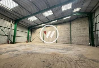 Entrepôt + showroom à louer Bouc-Bel-Air - A51, A7