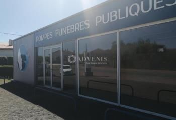 Location local commercial Pont-l'Abbé-d'Arnoult - Axe passant